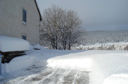 Les Rousses Apartment | Quiet, spacious apartment for 2 to 4 people on the cross-country ski slopes