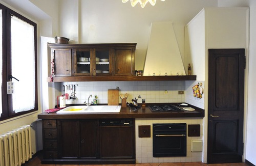 San Niccolo Apartment | Quiet Spacious Central Ancient Apt, FASTwifi AC Elevator, steps from major sites