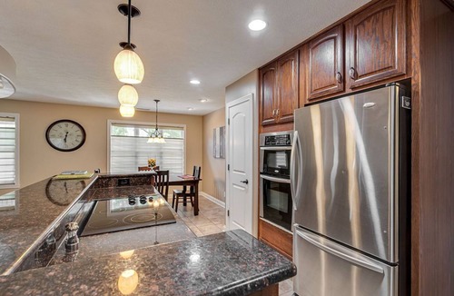 Hemlock House | Quiet, Spacious & Convenient Ranch Home just Southeast of Downtown NO PETS