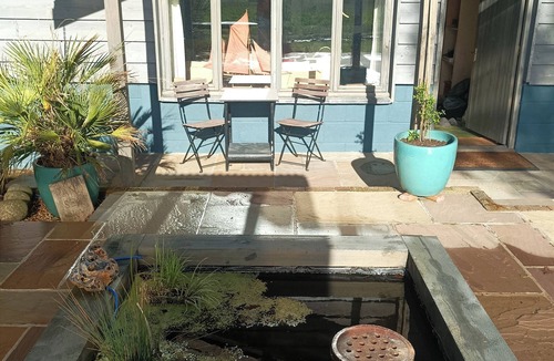 Norwich House | Quiet spacious open plan studio bungalow in the heart of Norfolk countryside.
