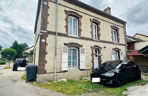Troyes Apartment | Quiet Studio 12 with Wifi and Parking in Troyes