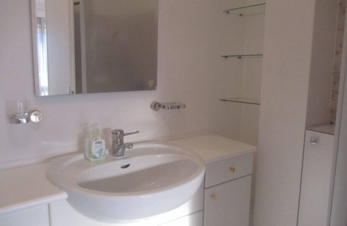 Aix-les-Bains Apartment | Quiet studio, balcony with lake view, parking, near the spa, close to the center