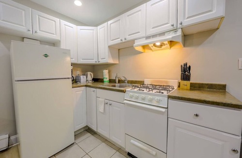 Prudential - St. Botolph Apartment | Quiet Studio Circa South End
