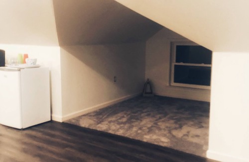Martel Apartment | Quiet studio suite in a country setting.