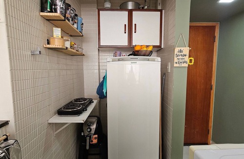 Copacabana House | Quiet Studio w/AC | 5min to Copa Beach