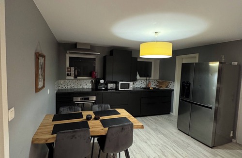 Val-de-Moder Apartment | Quiet three-room apartment - close to the Royal Palace