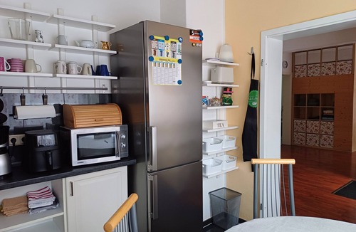 Rhein-Erft-Kreis District Apartment | Quiet vacation apartment near Cologne: Hürth, centrally located
