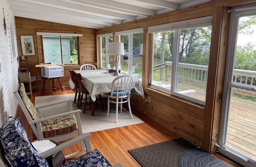 New North End Cottage | Quiet Vacation Cottage on Lake Champlain Deck, Stairs to Beach. 4 BR/ Sleeps 6