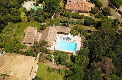 Porto-Vecchio Villa | QUIET VILLA, 4 BEDROOMS, AIR-CONDITIONING, TV, WIFI, GARDEN, PRIVATE POOL. CHAUF, BEACH AND PORT 3 MIN AWAY