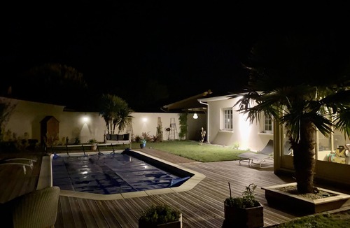 Hourtin Villa | Quiet villa between lake and ocean in Hourtin with pool and spa