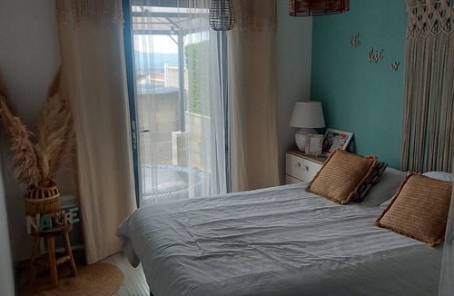 Douzens House | Quiet villa with its jacuzzi located between the city of Carcassonne and the beach.