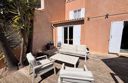 Le Pradet House | Quiet villa with large terrace close to the Garonne beach