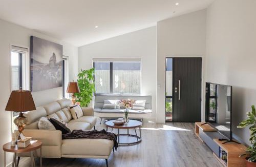 Prebbleton House | Quiet & Warm House Parking Sleeps 7, 19 mins from CHC airport
