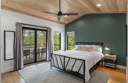 Nebo House | Quiet Waterfront Lake House with Private Dock