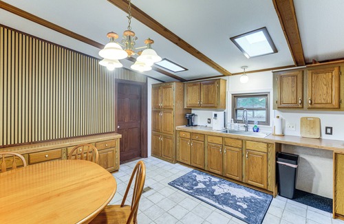 Romulus Cabin | Quiet Wooded Escape! Metro Detroit Basecamp