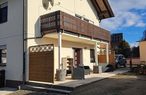 Igensdorf House | Quietly situated vacation home with sauna at the entrance to Franconian Switzerland.