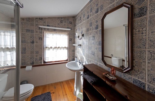 Paredes House | Quinta with pool and garden in Vinho Verde region