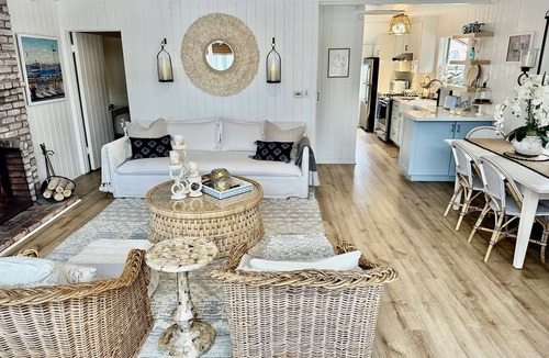 Newport Beach House | Quintessential Balboa Island Beach Cottage