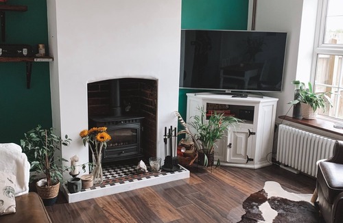 Rendlesham Cottage | Quirky Victorian Farm Cottage Next to Rendlesham Forest and Close to the Beach