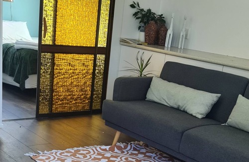 Dunedin Apartment | Quite and peaceful self contained