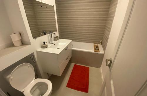 Botosani Apartment | Quite and relaxing 2 double bedrooms and 1 childroom