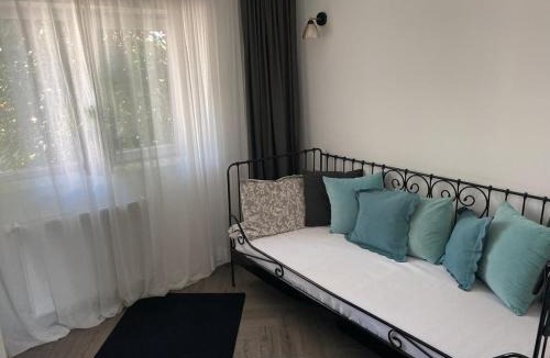 Botosani Apartment | Quite and relaxing 2 double bedrooms and 1 childroom