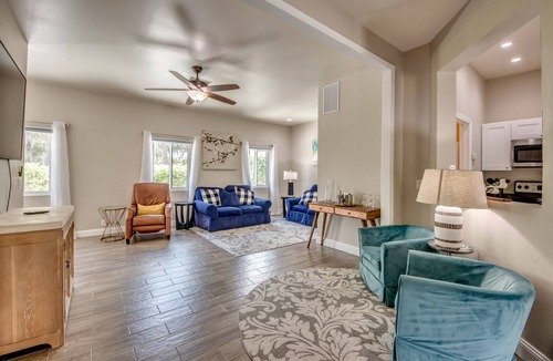 LaBelle House | Quite Country Escape