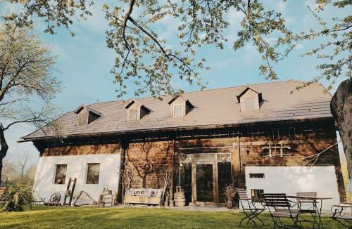 Poian Villa | RéBa Old Barn