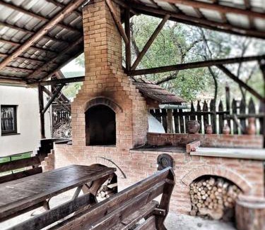 Poian Villa | RéBa Old Barn