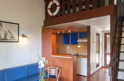 Santa Giulia House | Résidence Castell'Verde