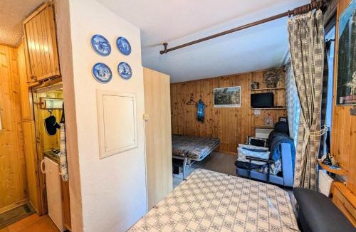 Montgenevre Apartment | Résidence Central Station - studio au coeur de village proche des toutes commoditeés MAE-9114