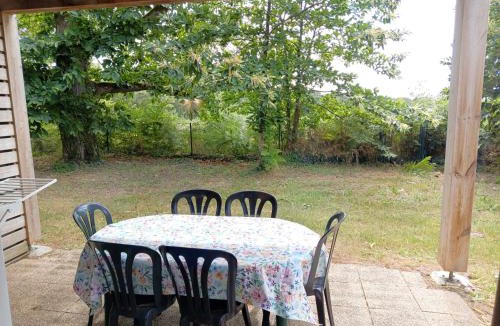 Chaveignes Apartment | Résidence Cottage piscine chauffée