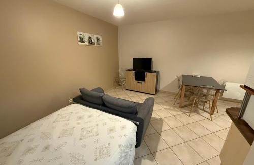 Jonzac Apartment | Résidence Les Roussets