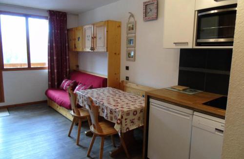 Valfrejus Apartment | Résidence Melezets - Studio pour 4 Personnes MAE-5234