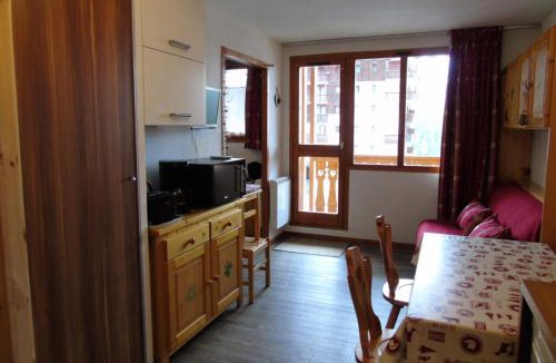 Valfrejus Apartment | Résidence Melezets - Studio pour 4 Personnes MAE-5234