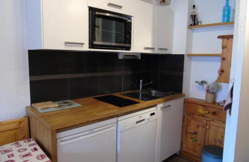 Valfrejus Apartment | Résidence Melezets - Studio pour 4 Personnes MAE-5234