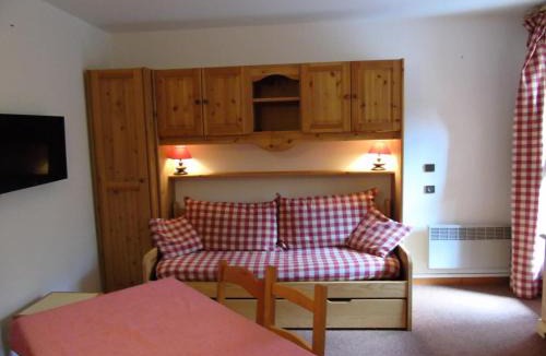 Valfrejus Apartment | Résidence Melezets - Studio pour 4 Personnes MAE-8524