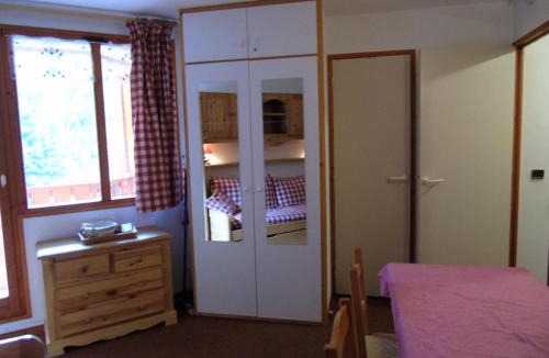 Valfrejus Apartment | Résidence Melezets - Studio pour 4 Personnes MAE-8524