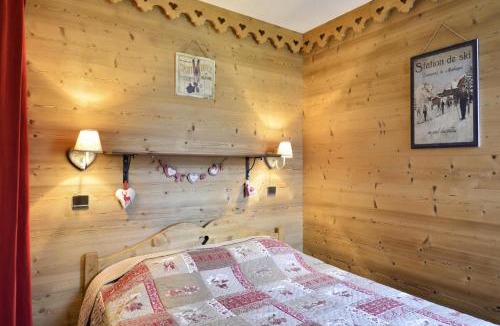 Belle Plagne Apartment | Résidence Pierre De Soleil - Appartement chaleureux et rénové · Skis aux pieds MAE-3575