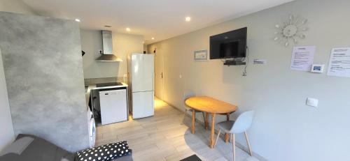 Jonzac Apartment | Résidences Les Sansonnets "Appartements & Studios"