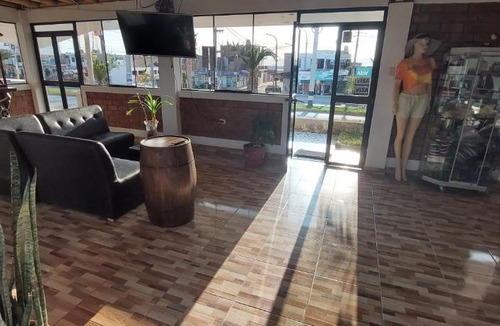 Pisco Hotel | R. A. C. S.