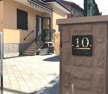 Montale House | R&B MiDora Montale