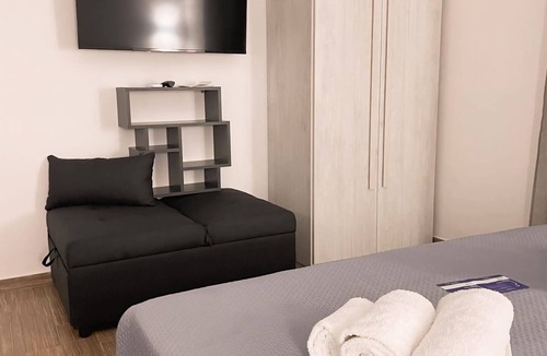 Ischia Porto Bed & Breakfast | R home room 19