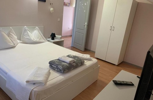 Eforie Sud Apartment | R i A N A 2