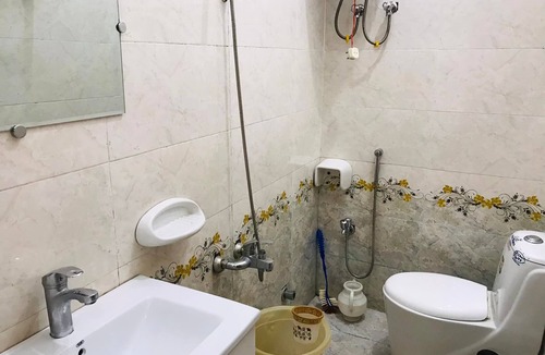 Gilgit Hotel | Raahi hotel