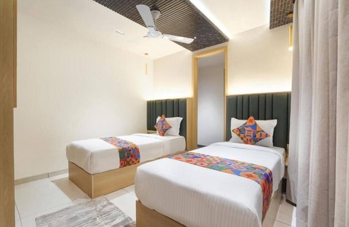 5th Block Hotel | RAAYARA SUITE