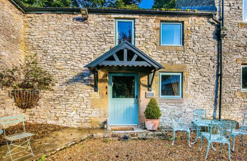 Bakewell House | Rabbit Hut