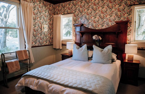 Hawke's Bay Region House | Rabbiter’s Cottage. Family. Farm Stay. Country.