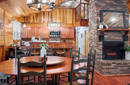 Dover Cabin | Raccoon Retreat 🏠 on the Kentucky Lake 🎣