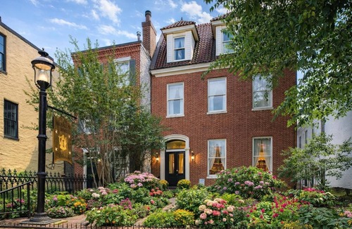 Downtown Baltimore Bed & Breakfast | Rachael's Inner Harbor Boutique Inn - The Audrey Genevieve Suite
